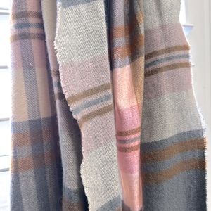 Plaid Pom Pom scarf